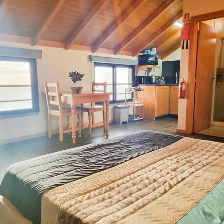 One | Massapez | | Calheta Apartamento