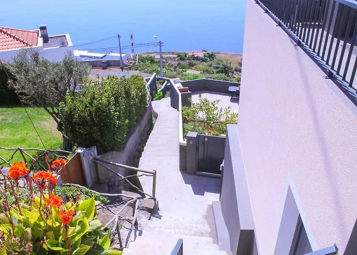 One | Massapez | | Calheta 公寓 *